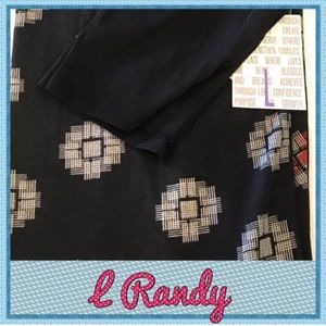LuLaRoe L baseball tee